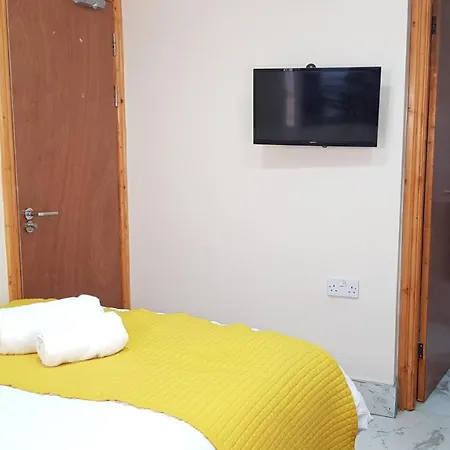 Double Ensuite Near Centre Birmingham