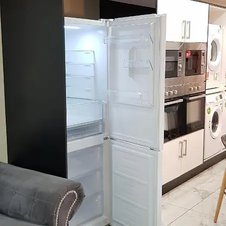 Double Ensuite Near Centre *