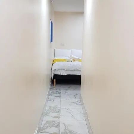 Double Ensuite Near Centre * Birmingham
