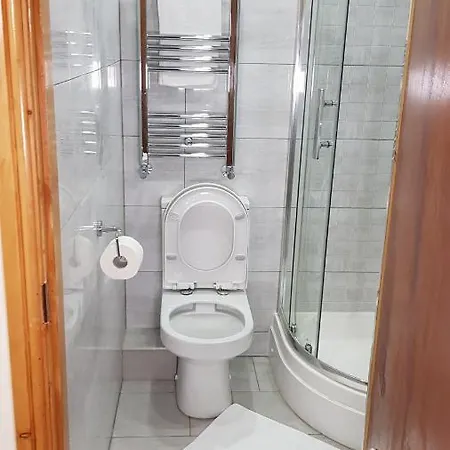 Guest house Double Ensuite Near Centre